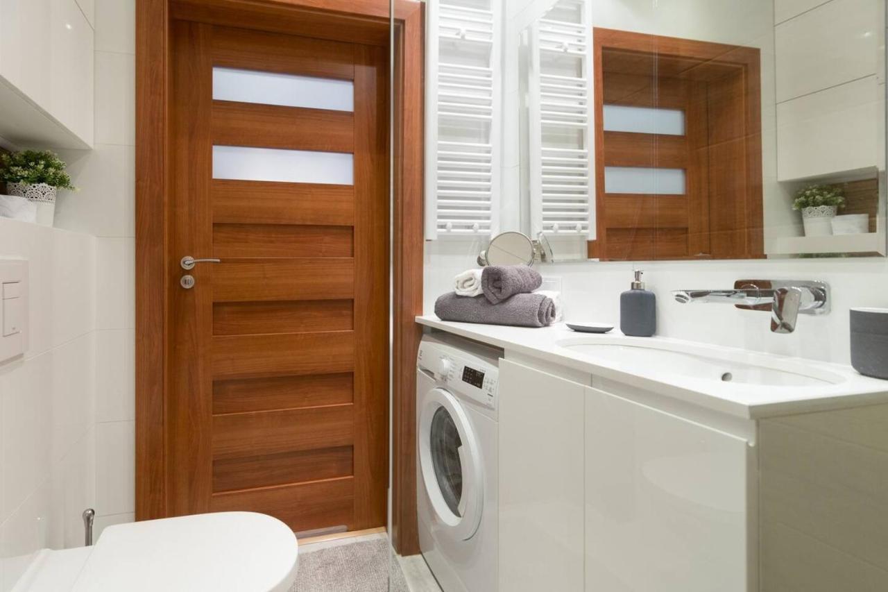 Cozy Apartment With Garden Prestigious Location Cracóvia Exterior foto
